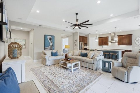 House in Bradenton, Florida 4 bedrooms, 256.22 sq.m. № 2096996 - photo 17