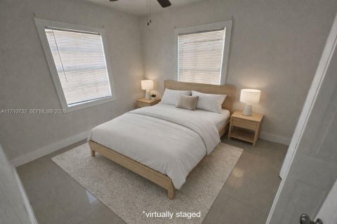 House in Miami, Florida 4 bedrooms, 102.19 sq.m. № 2260787 - photo 2