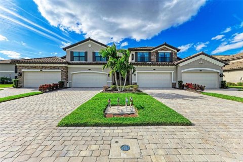 Condo in Bradenton, Florida, 3 bedrooms  № 1039221 - photo 1