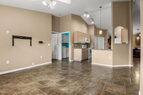 Casa en venta en Winter Haven, Florida, 3 dormitorios, 163.14 m2 № 1909868 - foto 16