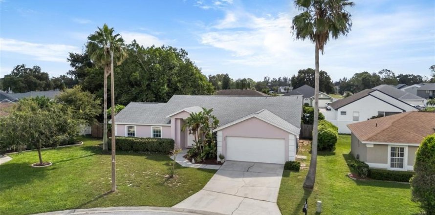 Casa en Winter Haven, Florida 3 dormitorios, 163.14 m2 № 1909868