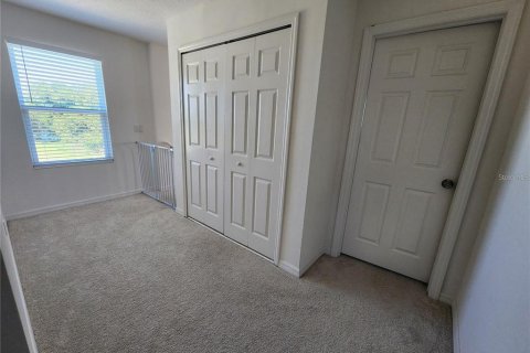 Townhouse in Davenport, Florida 4 bedrooms, 187.11 sq.m. № 1724343 - photo 15