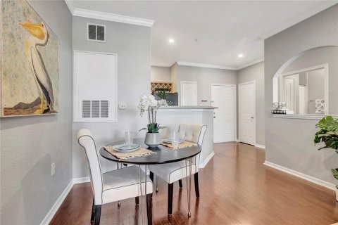 Condo in Tampa, Florida, 1 bedroom  № 1827267 - photo 16