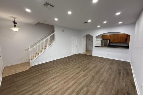 Touwnhouse à vendre à Orlando, Floride: 2 chambres, 116.87 m2 № 2404918 - photo 4