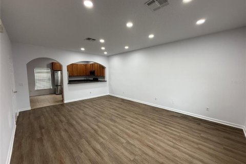 Touwnhouse à vendre à Orlando, Floride: 2 chambres, 116.87 m2 № 2404918 - photo 3