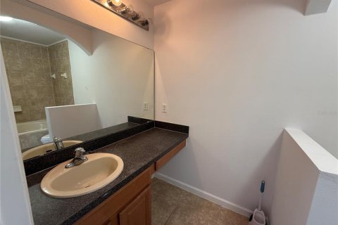 Touwnhouse à vendre à Orlando, Floride: 2 chambres, 116.87 m2 № 2404918 - photo 19