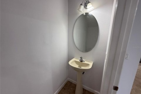 Touwnhouse à vendre à Orlando, Floride: 2 chambres, 116.87 m2 № 2404918 - photo 12