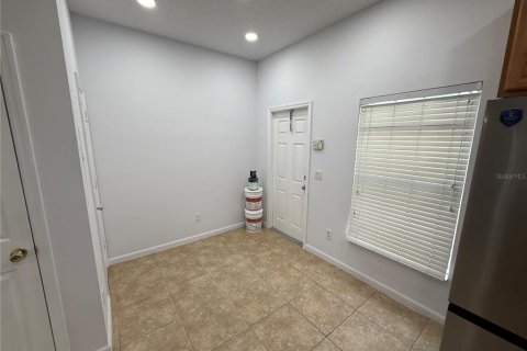 Touwnhouse à vendre à Orlando, Floride: 2 chambres, 116.87 m2 № 2404918 - photo 10