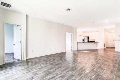 Villa ou maison à vendre à Haines City, Floride: 4 chambres, 193.24 m2 № 1901398 - photo 11