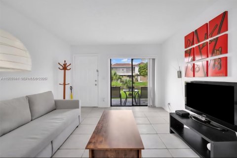 Appartement à louer à Coral Springs, Floride: 2 chambres, 80.82 m2 № 2024206 - photo 5