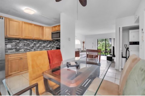 Appartement à louer à Coral Springs, Floride: 2 chambres, 80.82 m2 № 2024206 - photo 11