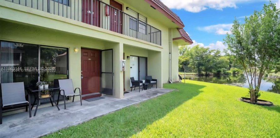 Appartement à Coral Springs, Floride 2 chambres, 80.82 m2 № 2024206