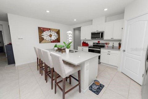 Villa ou maison à louer à Haines City, Floride: 4 chambres, 175.31 m2 № 2107185 - photo 15