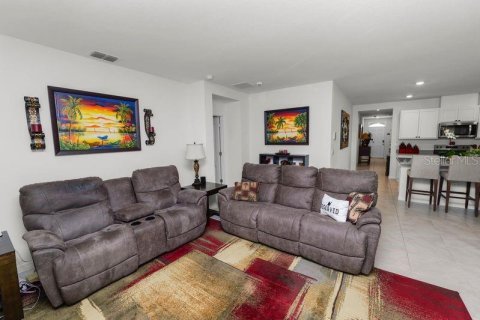 Villa ou maison à louer à Haines City, Floride: 4 chambres, 175.31 m2 № 2107185 - photo 20