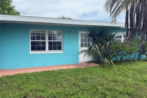 Casa en venta en Hudson, Florida, 2 dormitorios, 90.3 m2 № 1919151 - foto 4