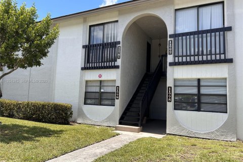 Снять в аренду кондоминиум в Корал-Спрингс, Флорида 2 спальни, 74.32м2, № 2007311 - фото 18