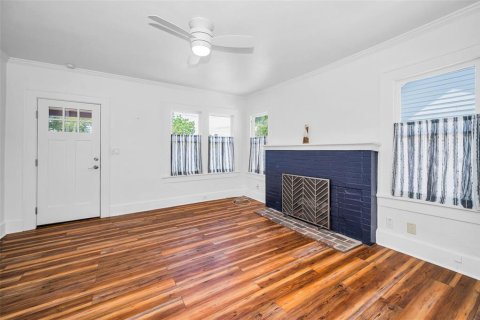 House in Saint Petersburg, Florida 2 bedrooms, 101.64 sq.m. № 2206909 - photo 10