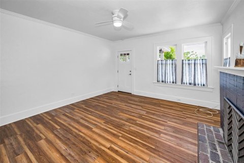 House in Saint Petersburg, Florida 2 bedrooms, 101.64 sq.m. № 2206909 - photo 16