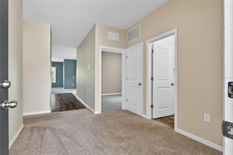 House in New Smyrna Beach, Florida 4 bedrooms, 169.55 sq.m. № 2217196 - photo 3