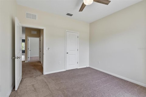 House in New Smyrna Beach, Florida 4 bedrooms, 169.55 sq.m. № 2217196 - photo 7