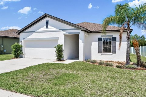 House in New Smyrna Beach, Florida 4 bedrooms, 169.55 sq.m. № 2217196