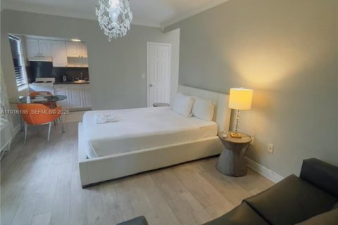 Casa en alquiler en Miami Beach, Florida № 2019358 - foto 20