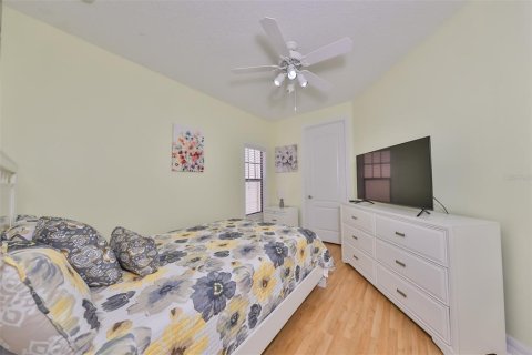 Townhouse in Apollo Beach, Florida 3 bedrooms, 256.69 sq.m. № 1609405 - photo 24