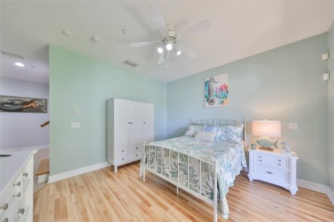 Townhouse in Apollo Beach, Florida 3 bedrooms, 256.69 sq.m. № 1609405 - photo 10