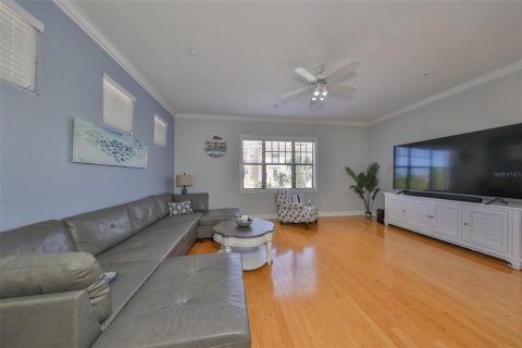 Townhouse in Apollo Beach, Florida 3 bedrooms, 256.69 sq.m. № 1609405 - photo 15