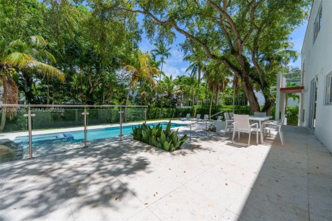 Casa en alquiler en Palmetto Bay, Florida, 3 dormitorios, 226.31 m2 № 2424446 - foto 15