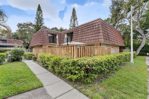 Touwnhouse à vendre à Palm Harbor, Floride: 3 chambres, 146.04 m2 № 1907466 - photo 1