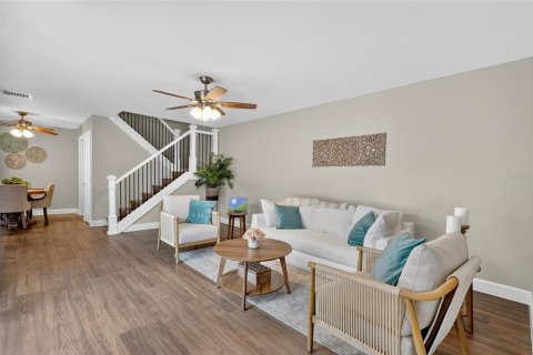 Touwnhouse à vendre à Palm Harbor, Floride: 3 chambres, 146.04 m2 № 1907466 - photo 7