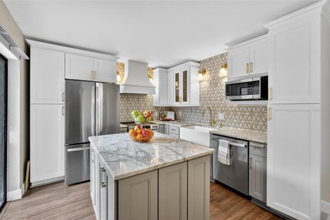 Touwnhouse à vendre à Palm Harbor, Floride: 3 chambres, 146.04 m2 № 1907466 - photo 9