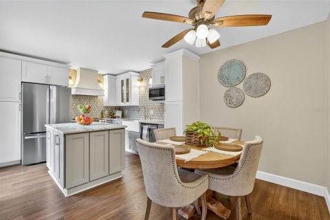 Touwnhouse à vendre à Palm Harbor, Floride: 3 chambres, 146.04 m2 № 1907466 - photo 8