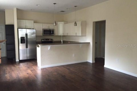 Townhouse in Orlando, Florida 3 bedrooms, 126.72 sq.m. № 2224864 - photo 3