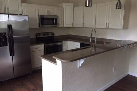 Townhouse in Orlando, Florida 3 bedrooms, 126.72 sq.m. № 2224864 - photo 2