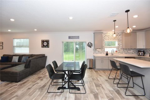 Villa ou maison à louer à Palm Coast, Floride: 5 chambres, 276.2 m2 № 1901668 - photo 7