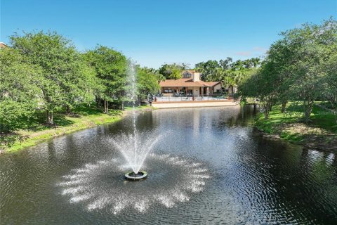Condo in Orlando, Florida, 1 bedroom  № 2218329 - photo 27