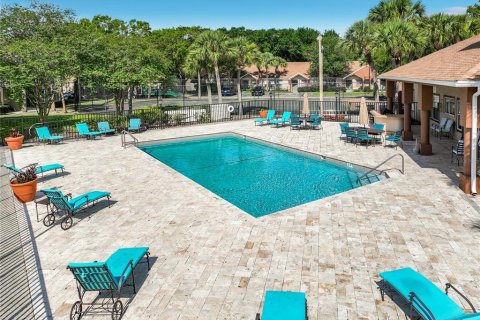 Condo in Orlando, Florida, 1 bedroom  № 2218329 - photo 22