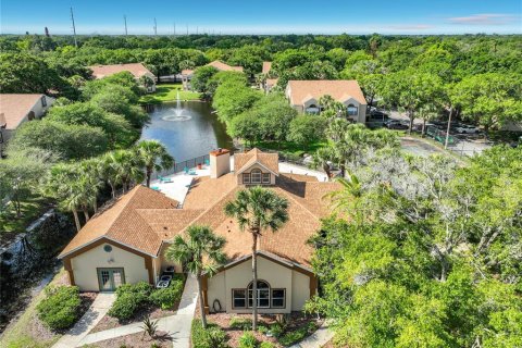Condo in Orlando, Florida, 1 bedroom  № 2218329 - photo 20