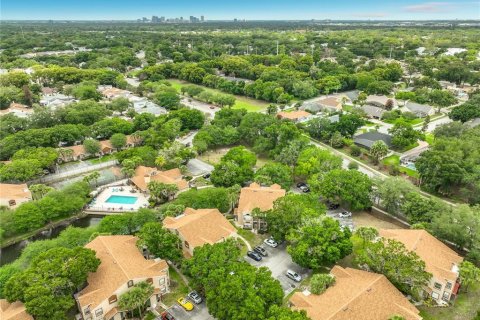 Condo in Orlando, Florida, 1 bedroom  № 2218329 - photo 29