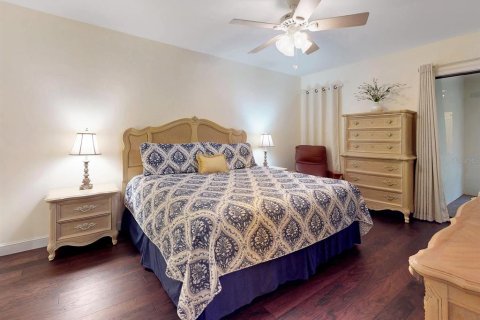 Townhouse in Haines City, Florida 3 bedrooms, 171.31 sq.m. № 1894039 - photo 15