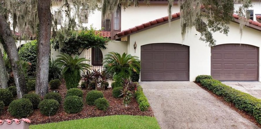 Townhouse in Haines City, Florida 3 bedrooms, 171.31 sq.m. № 1894039