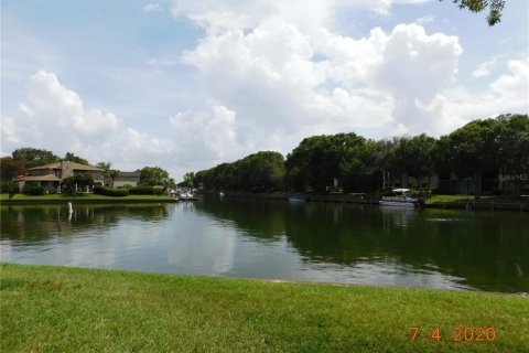 Copropriété à vendre à Tampa, Floride: 1 chambre, 69.12 m2 № 2166723 - photo 9