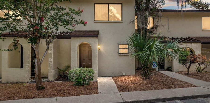 Condo in Gainesville, Florida, 2 bedrooms  № 1784908