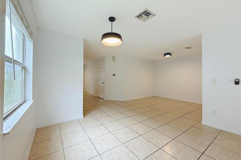 Touwnhouse à louer à Orlando, Floride: 3 chambres, 175.49 m2 № 2284066 - photo 14