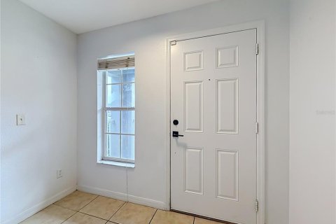 Touwnhouse à louer à Orlando, Floride: 3 chambres, 175.49 m2 № 2284066 - photo 6