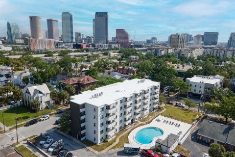 Condo in Tampa, Florida, 2 bedrooms  № 1602743 - photo 22