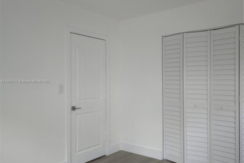 Condominio en alquiler en Miami Beach, Florida, 1 dormitorio, 44.04 m2 № 1953479 - foto 7