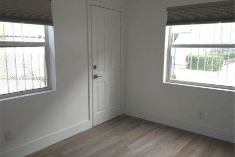 Condominio en alquiler en Miami Beach, Florida, 1 dormitorio, 44.04 m2 № 1953479 - foto 8